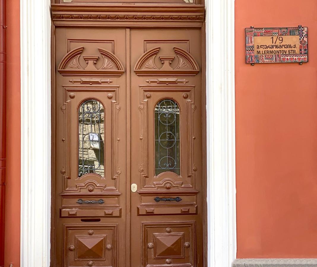 Royal District Apt ♛ Tbilisi Center Apartment ภายนอก รูปภาพ